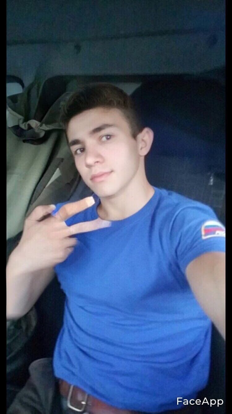  22776642  , 30 ,    -