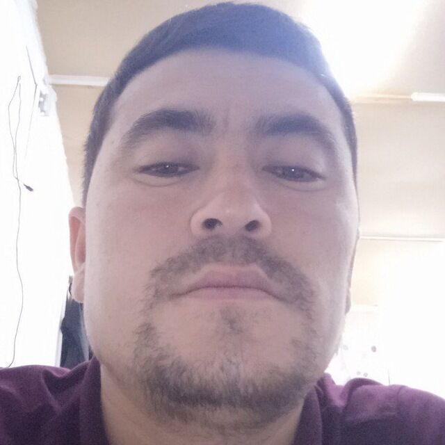 ,   Yodgor, 33 ,     