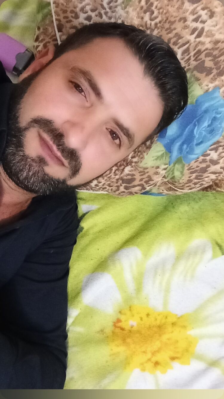  ,   Camal, 32 ,   ,   