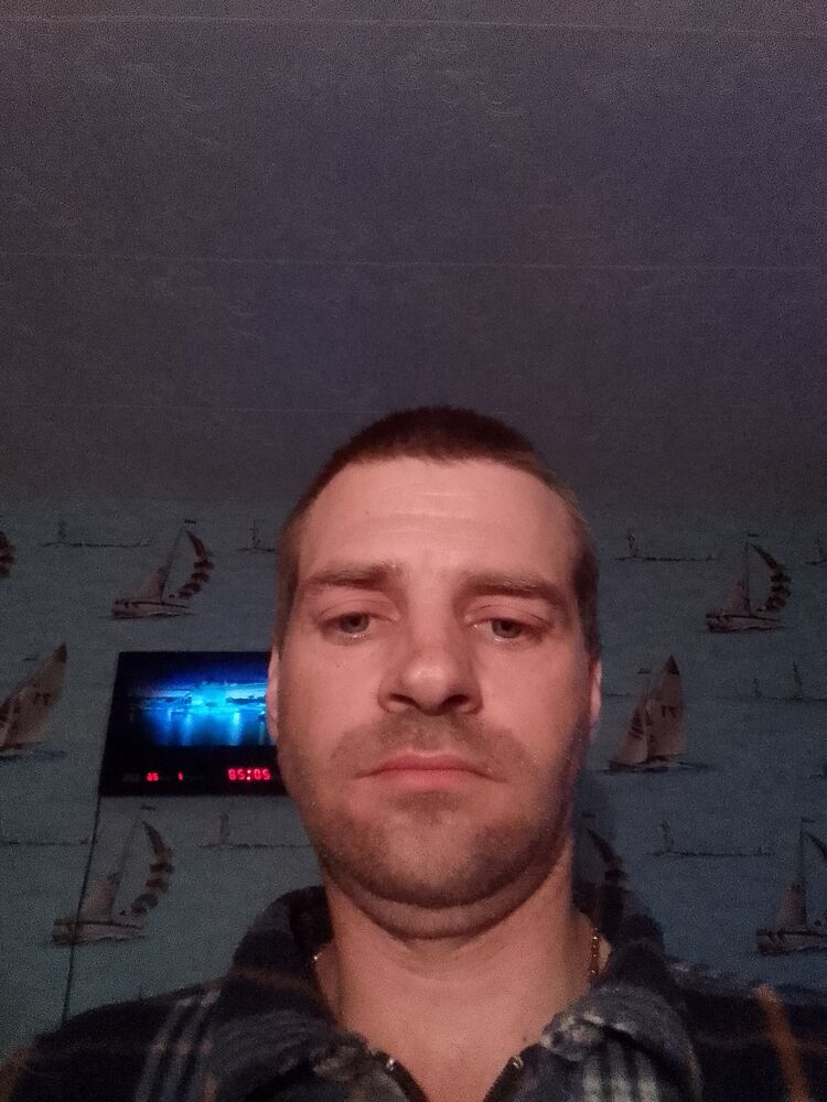  32263892  Alixey, 39 ,    