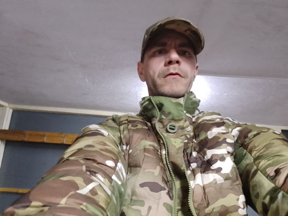  ,   Vitaly, 33 ,   ,   