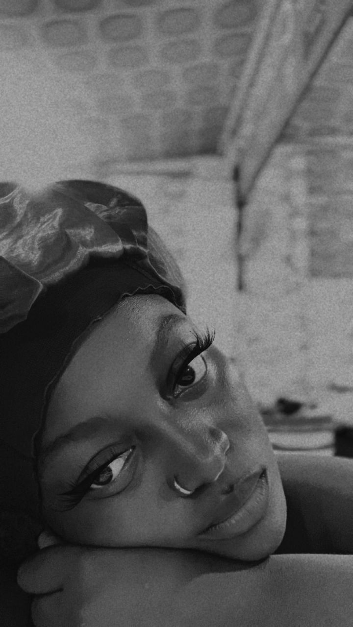 ���������� ���������, ���� ������� Leila, 24 ����, ������������ ��� ����� � ���������, c�������� ���������