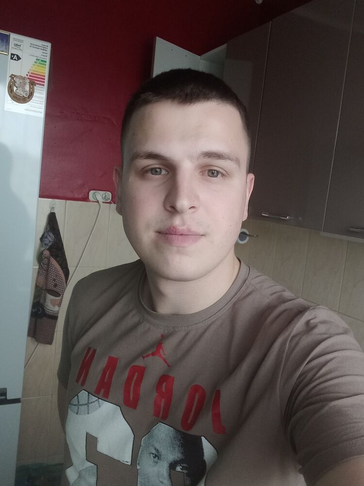  31043522  , 27 ,    