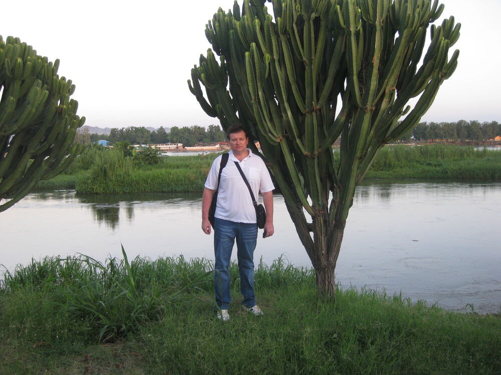  4907692  Igor, 58 ,    