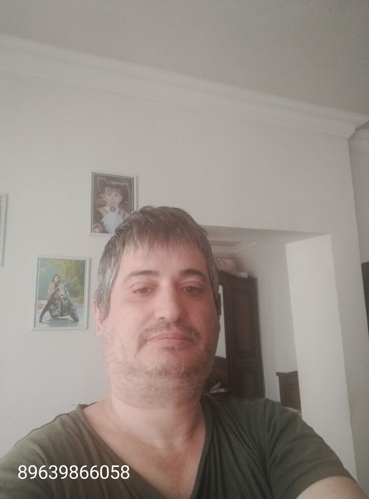  41226942  Vahid, 45 ,    