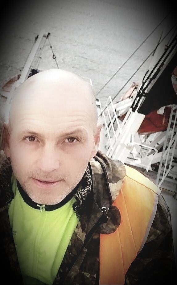  ,   Oleg, 46 ,   ,   