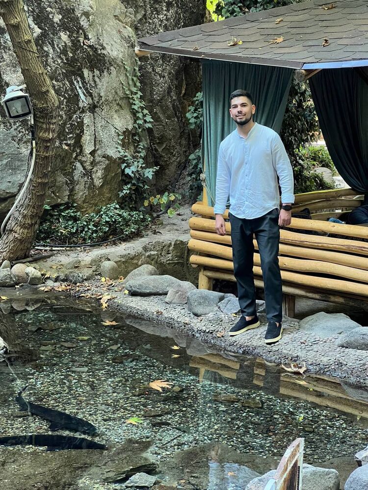  ,   Amir, 26 ,   ,   