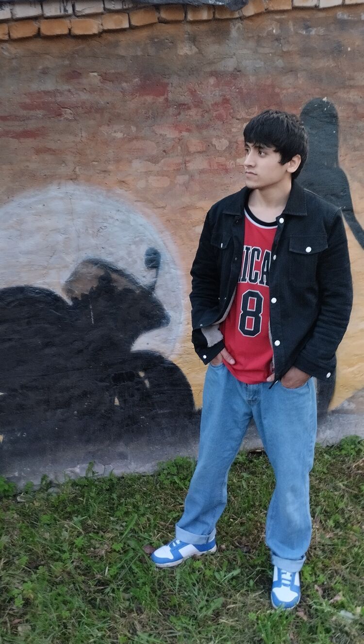  38056782  , 24 ,    -