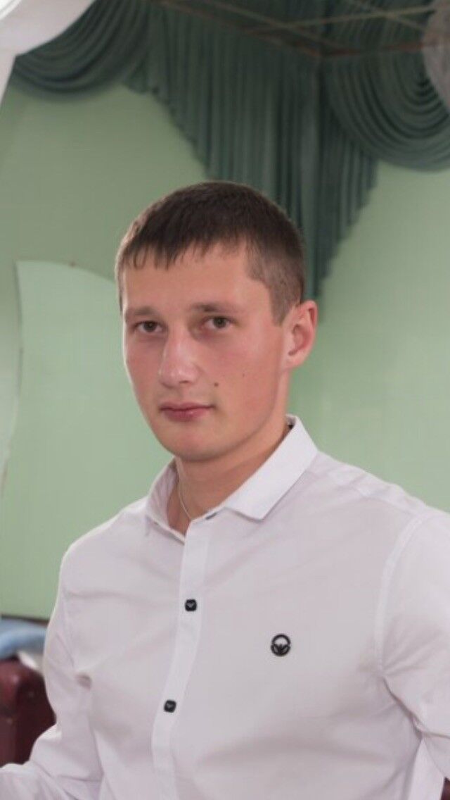  8275682  Alex, 34 ,    