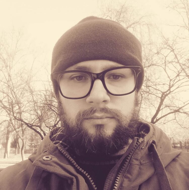  21871022  Franuk, 44 ,    -