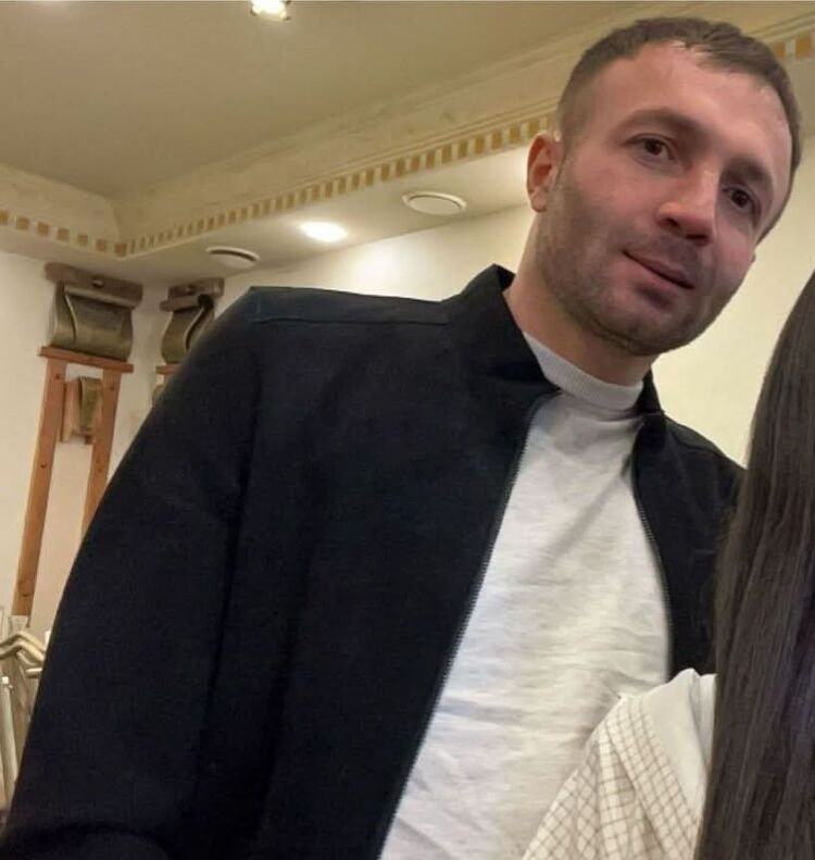 ���� 53703872 ������� �����, 34 ����, ���� ���������� � ������������