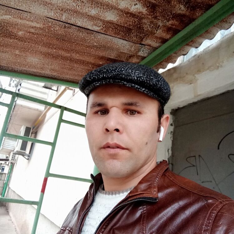  22328362  Asilbek, 40 ,    