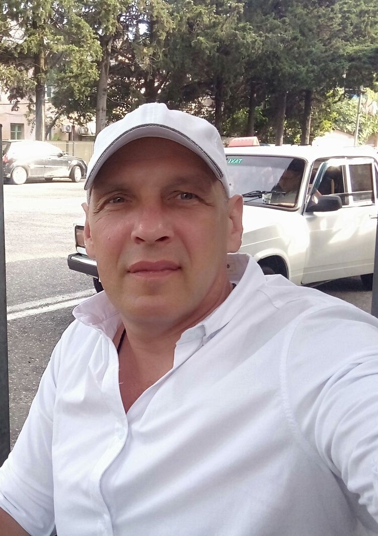  29984742  , 53 ,    