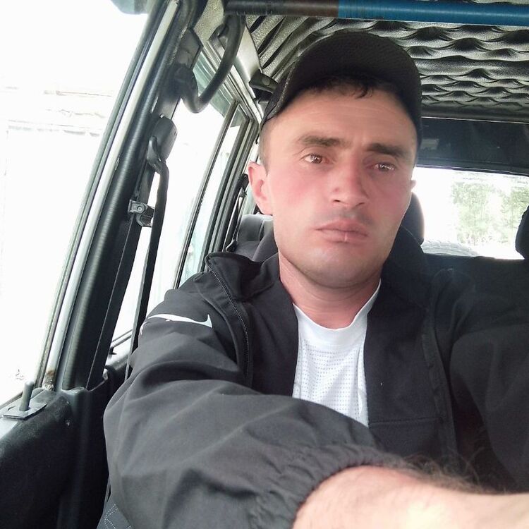  ,   Misha, 25 ,   ,   