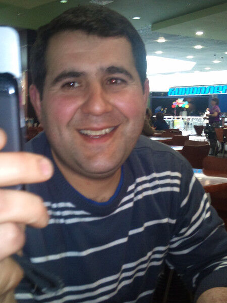  4869112  Mahir, 45 ,    