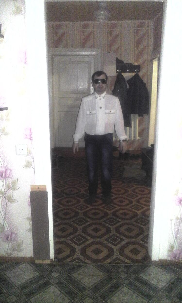  22600972  , 37 ,    