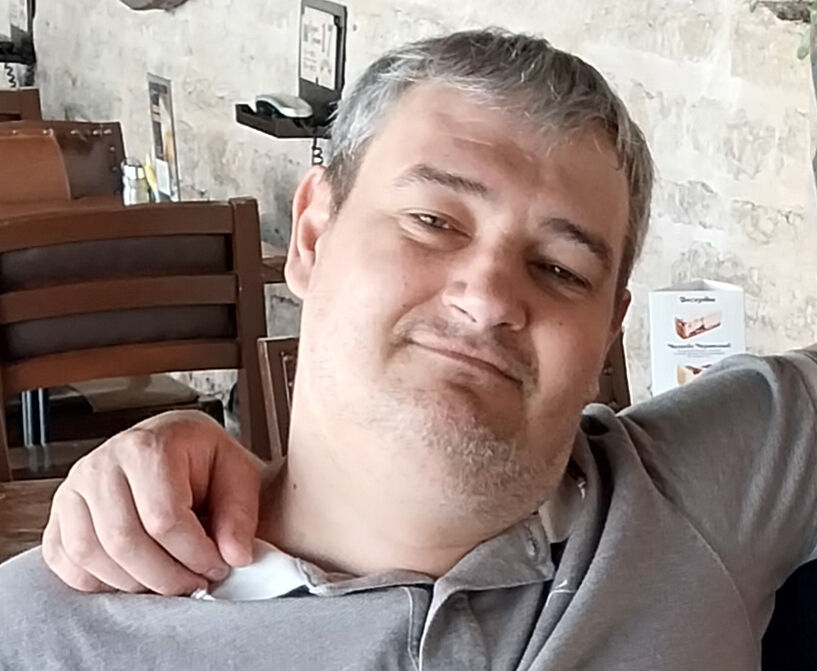  50111642  Roman, 45 ,    