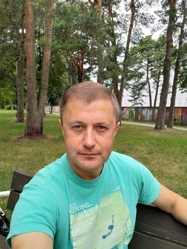  ,   Evgenij, 46 ,   ,   , c 