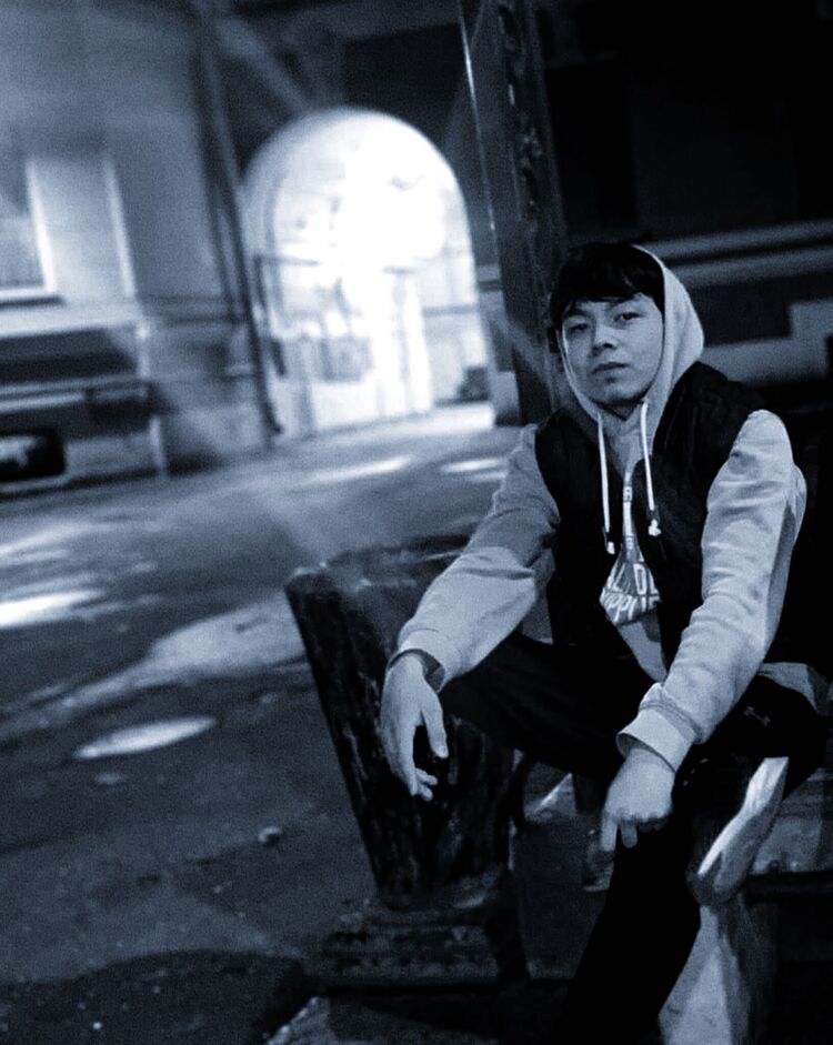  29953832  , 21 ,    -