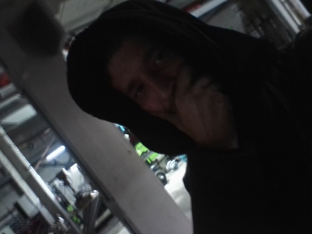  30354632  , 25 ,    