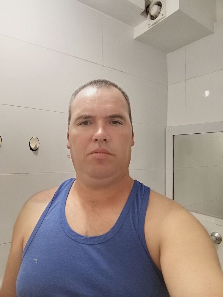  Tel Aviv-Yafo,   Vitalie, 38 ,   