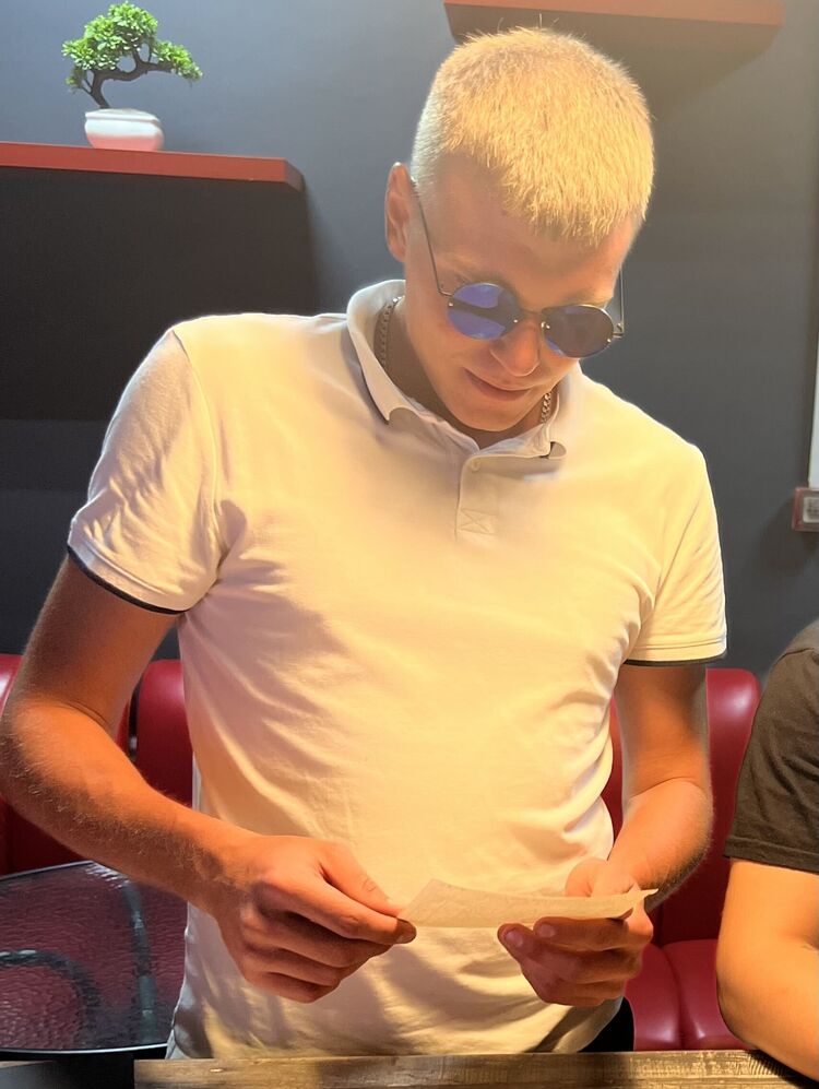  35982382  Bezlzi, 26 ,    