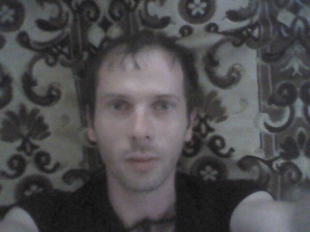  6147082  Nikolozi, 41 ,    