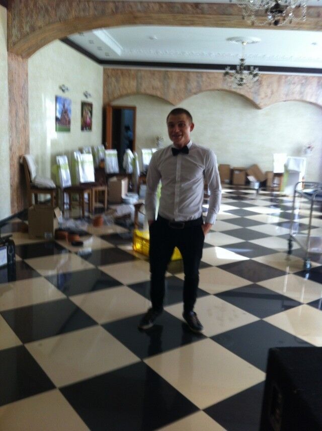  12730042  Ruslan, 33 ,    
