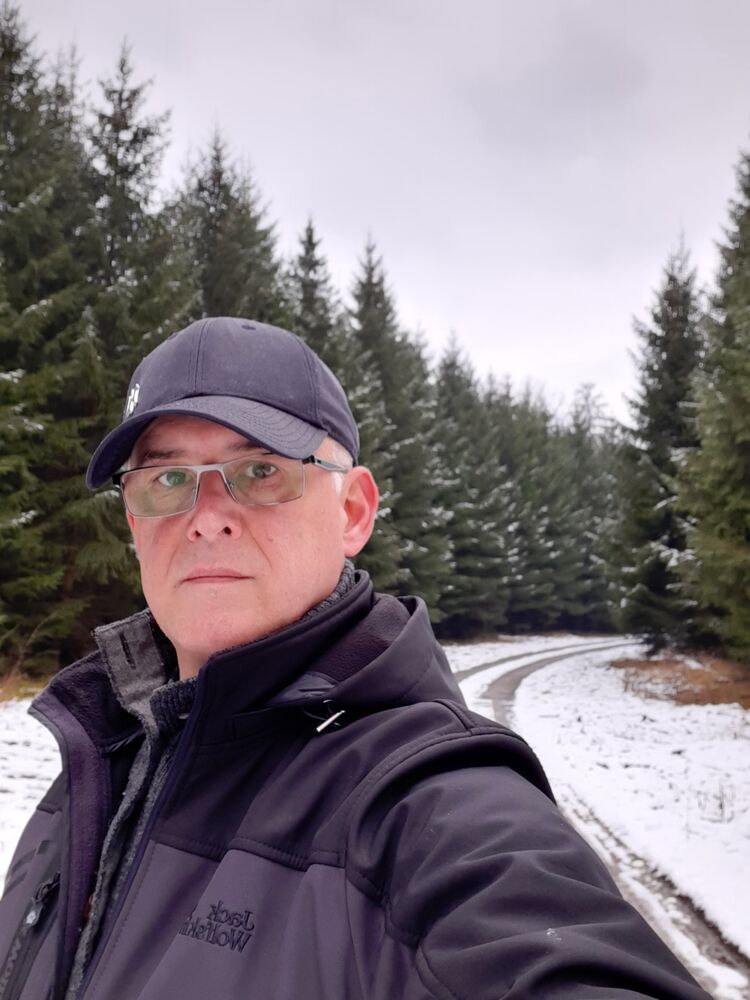  Bielefeld,   , 57 ,     , c 