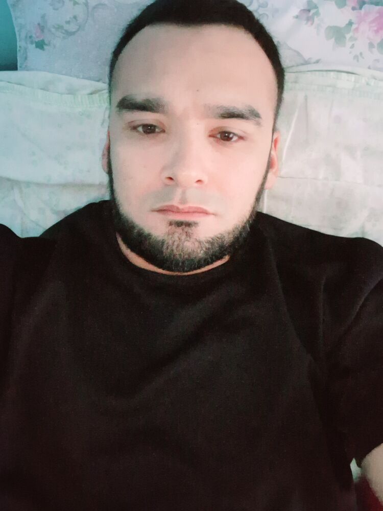  46842842  , 37 ,    