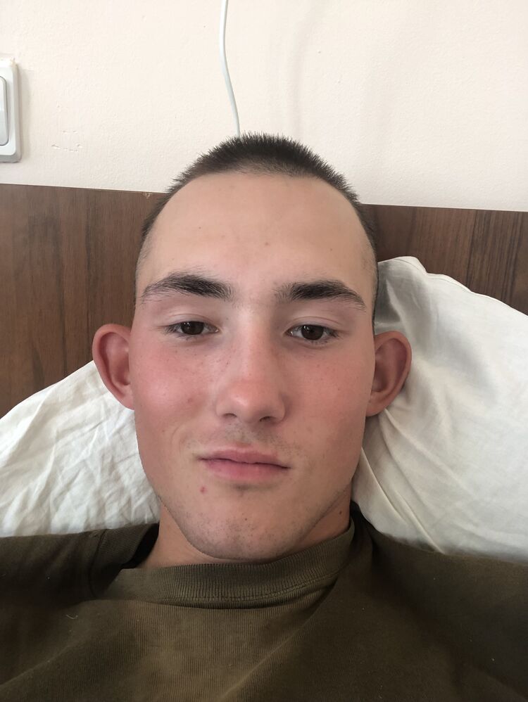  53743852  Ctepa, 19 ,    