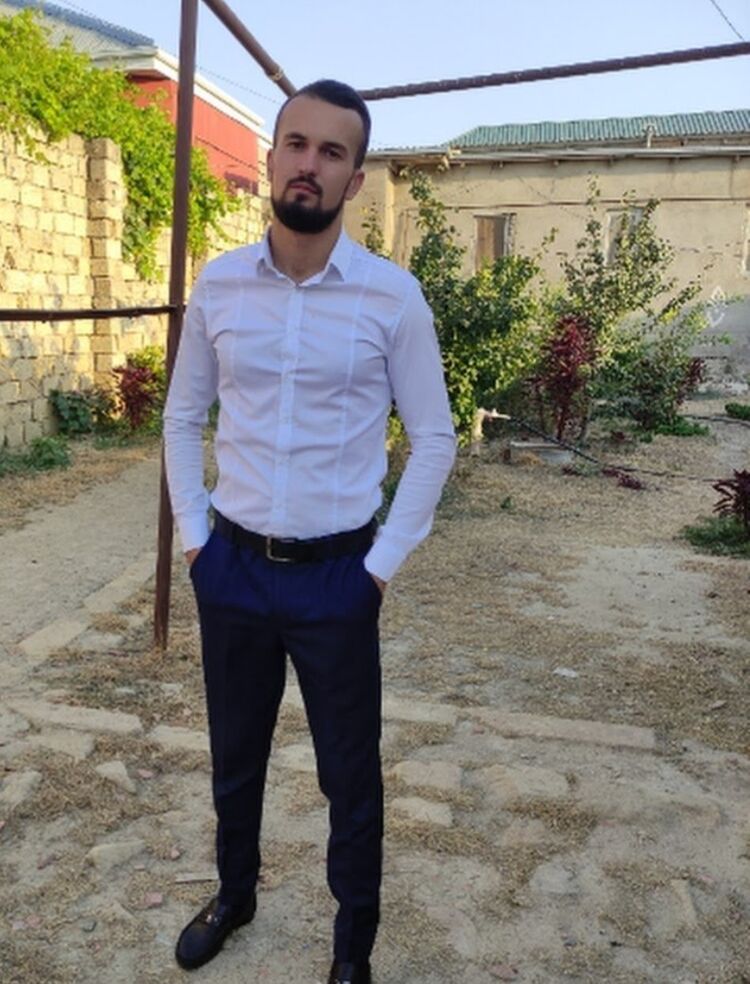  34935702  David, 25 ,    