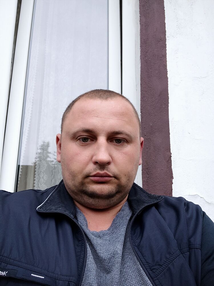  23691472  , 40 ,    