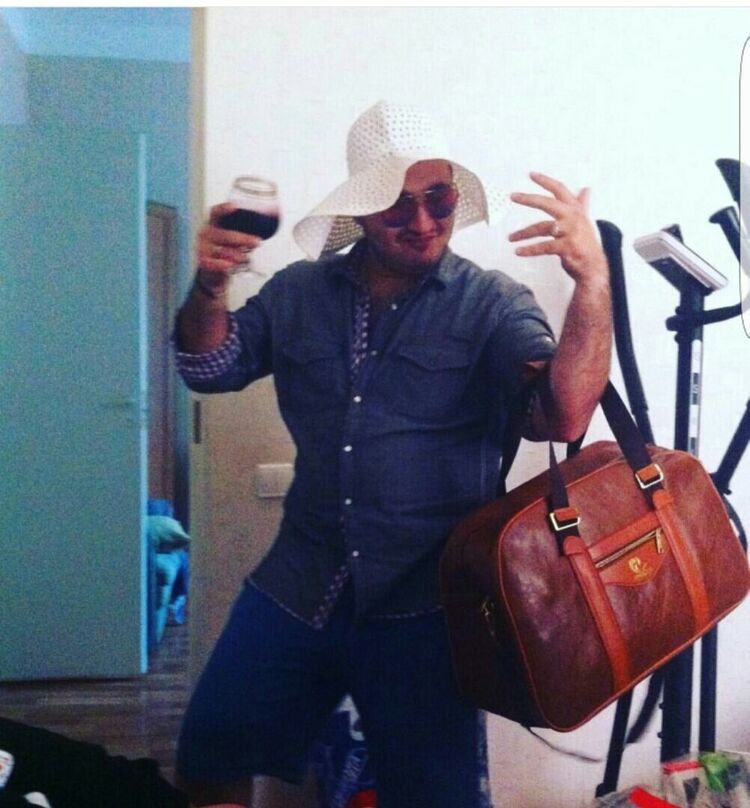  ,   Greg, 35 ,   ,   , c 