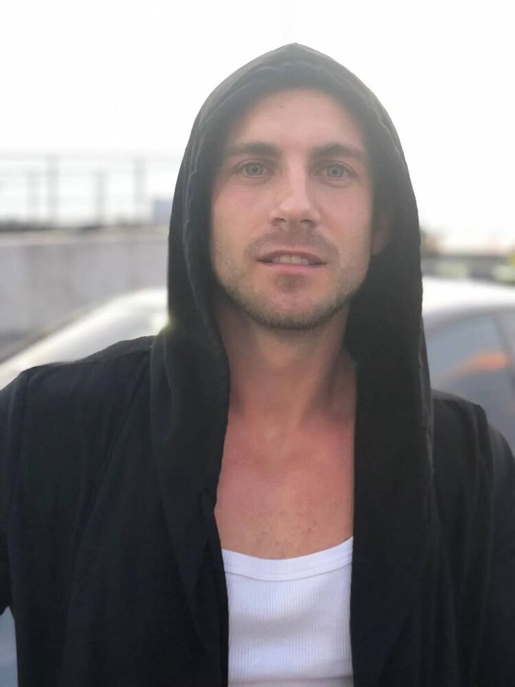 ���� 56011282 ������� ����, 37 ���, ���� ���������� � ������