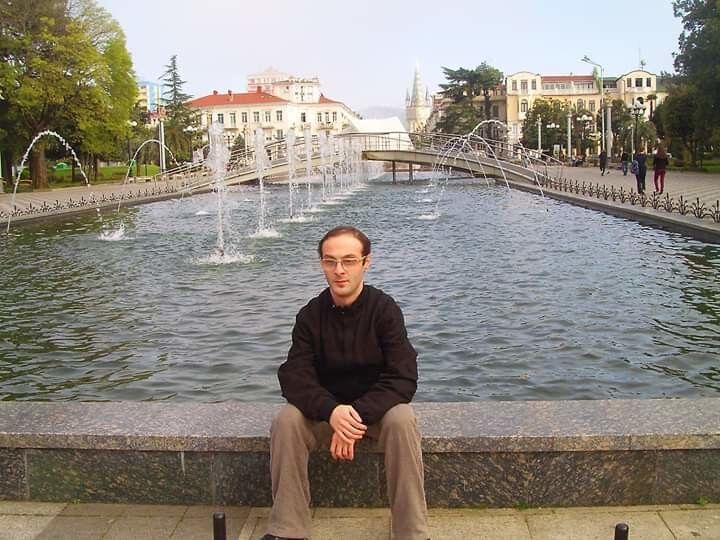  19007972  Caruso, 38 ,    