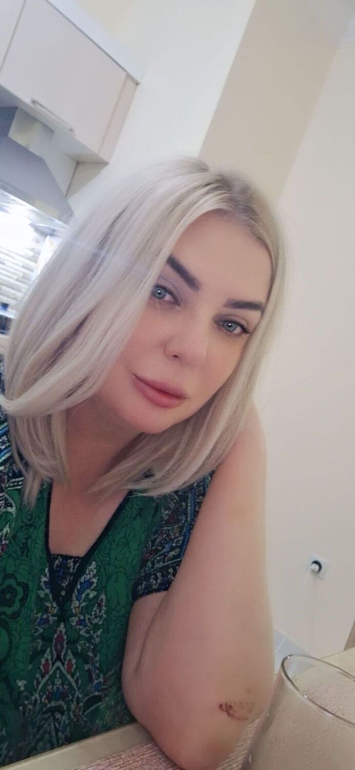 ���� 55136732 ������� Lina, 42 ����, ���� ���������� � Bogen