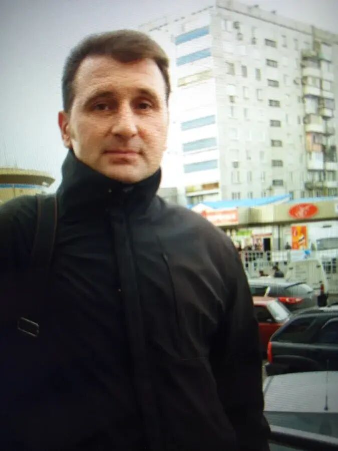  51231992  James, 55 ,    