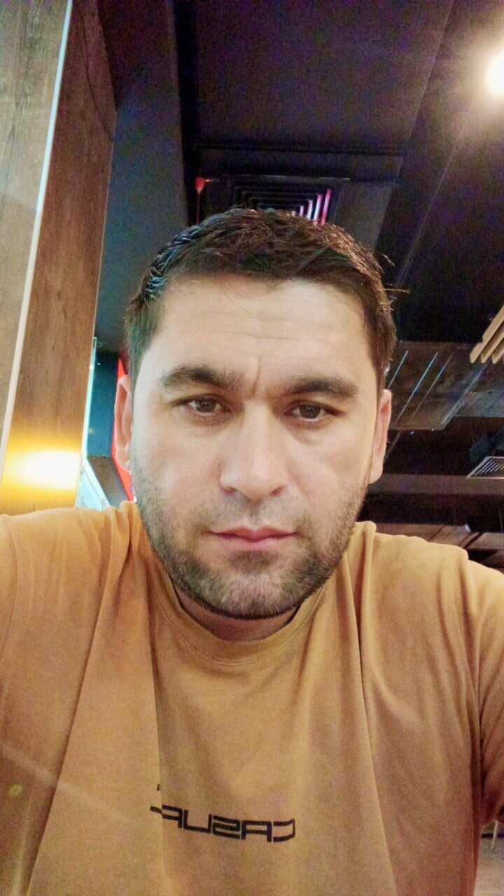  ,   Komil, 40 ,   ,   