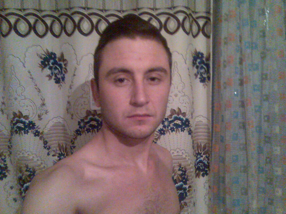  6068782  Maks, 36 ,    