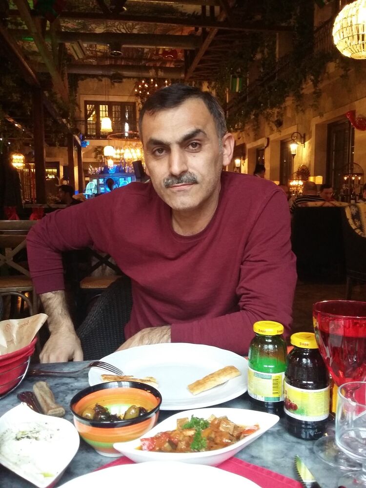  17925022  Narval, 42 ,    --