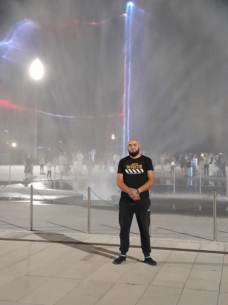  46278092   , 31 ,    
