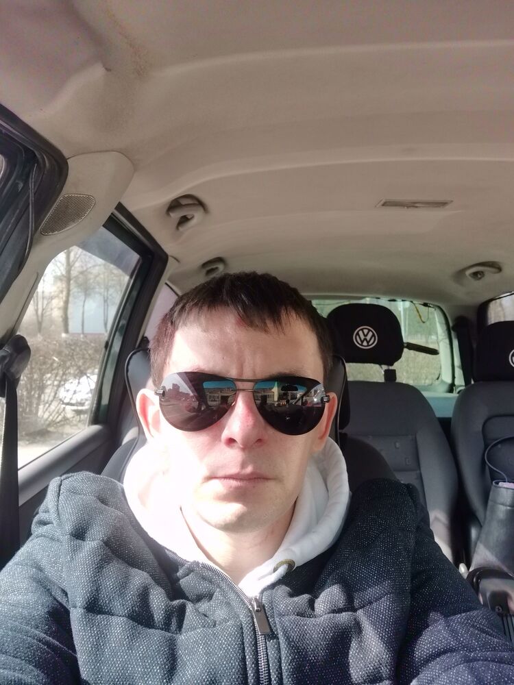  24985382  , 34 ,    