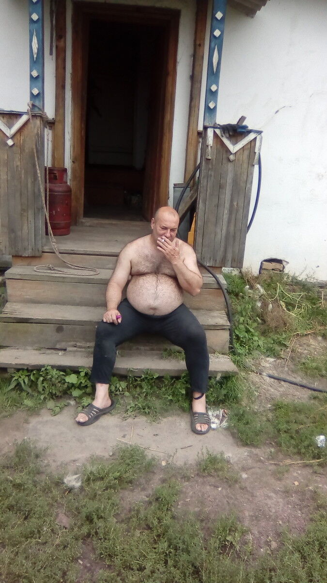  ,   Aleks, 54 ,  