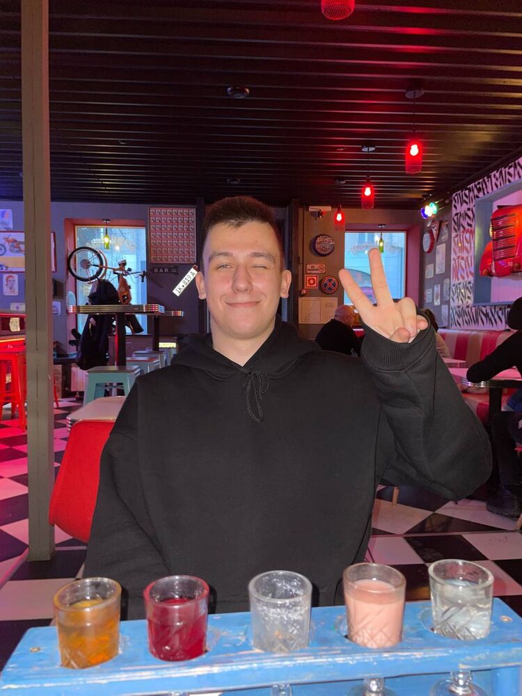  49366912  VVORDM, 20 ,    