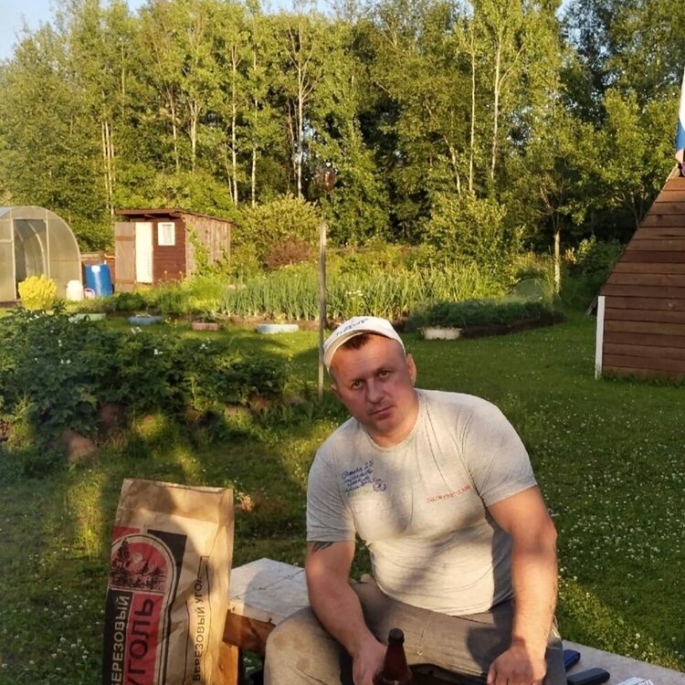  43362182  Pavel, 41 ,    