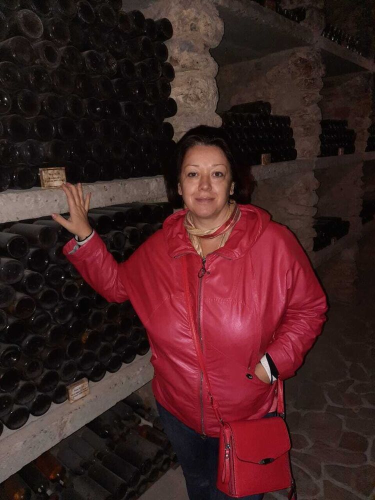  --,   , 48 ,   c 