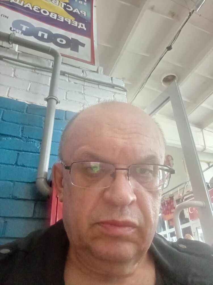  51979302  , 54 ,    