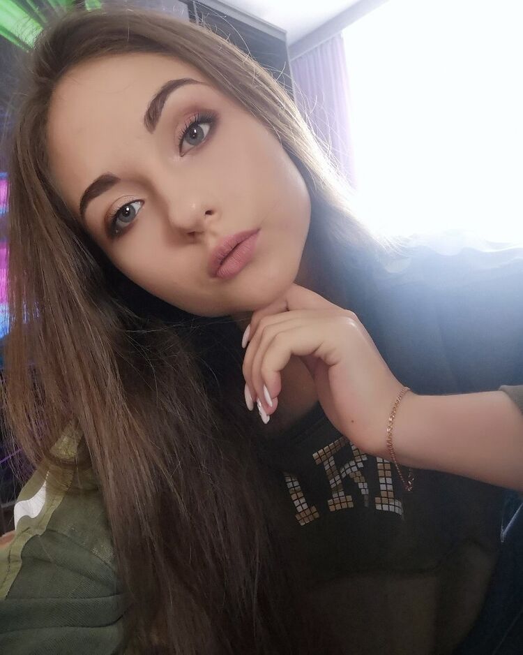  45712322  , 24 ,    