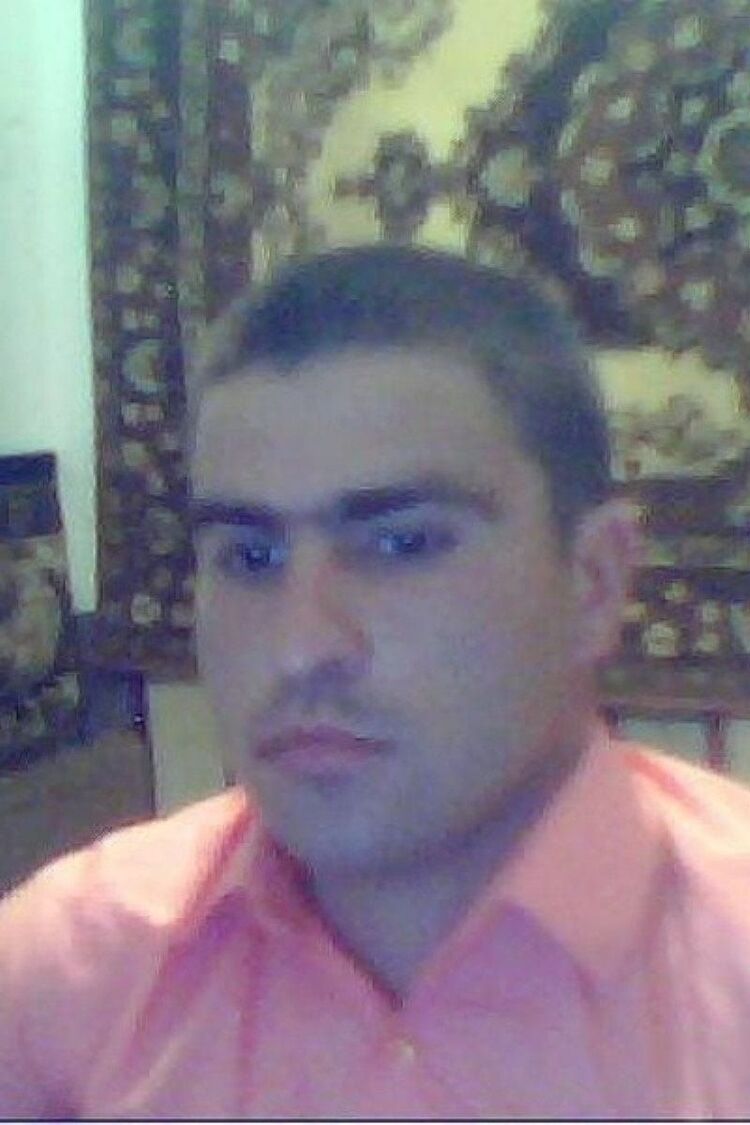  24582742  , 37 ,    